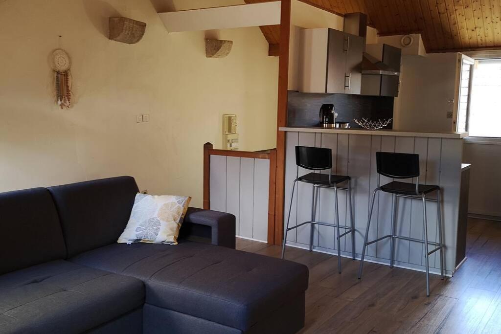 Duplex Au Centre Ville, Dans Cour Interieure Calme Dole Exterior photo